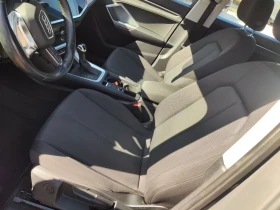 Audi Q3 2.0 D , снимка 10