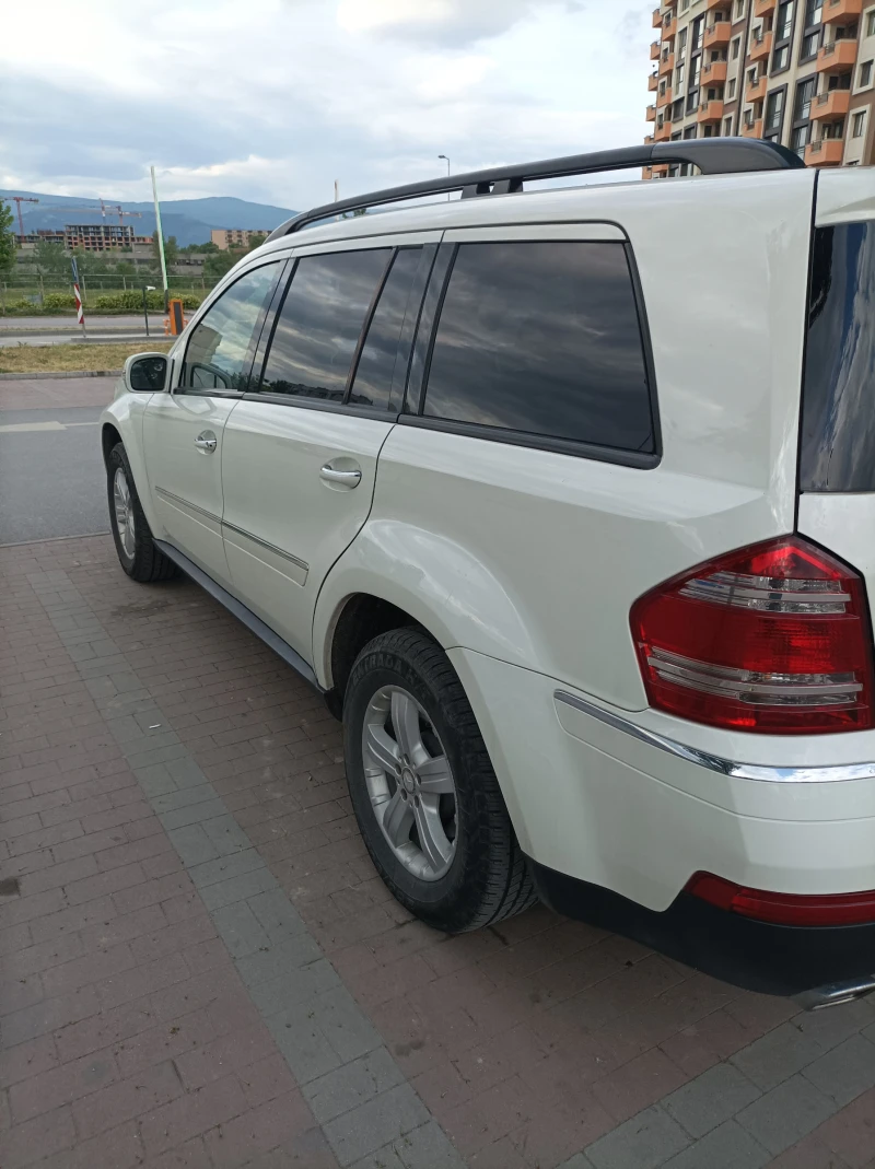 Mercedes-Benz GL 450, снимка 2 - Автомобили и джипове - 48024351