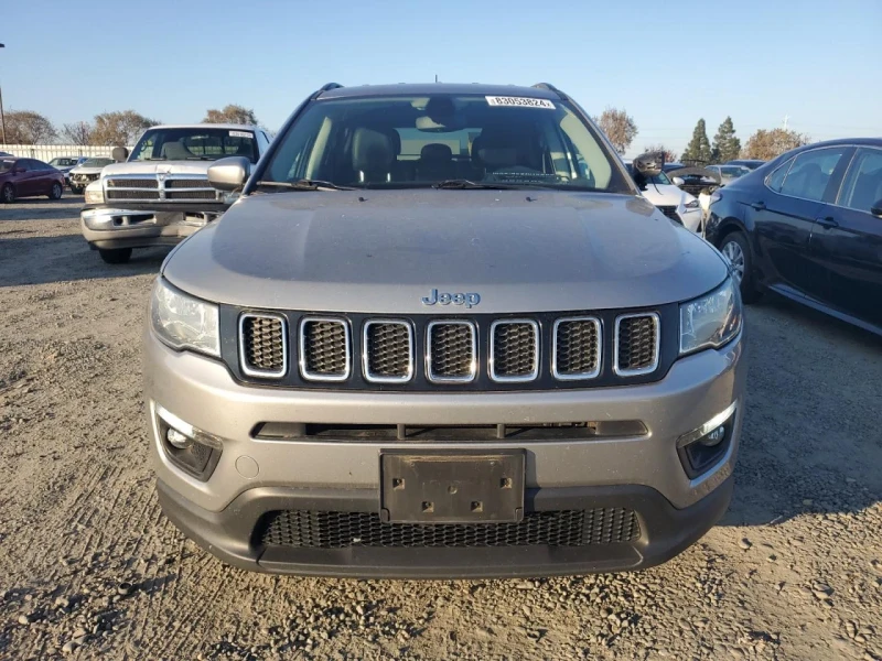 Jeep Compass, снимка 2 - Автомобили и джипове - 48806742