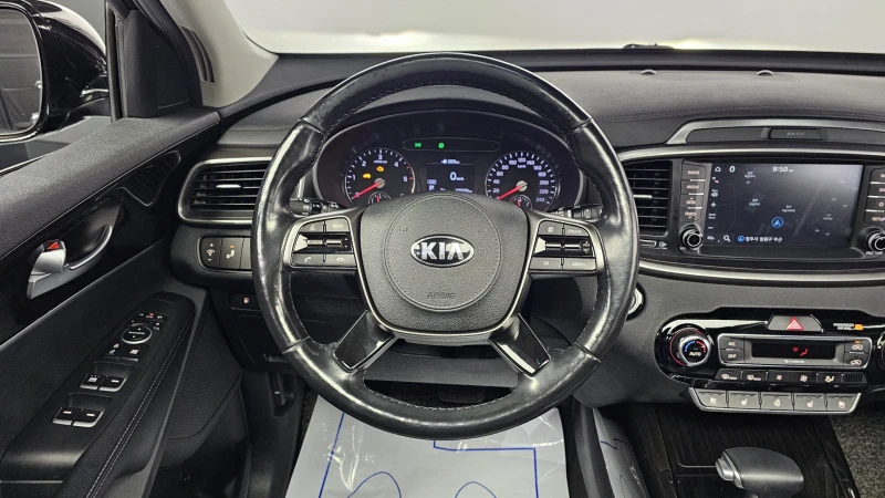 Kia Sorento 2.2 4WD NUMBER ONE EDITION, снимка 13 - Автомобили и джипове - 52333493