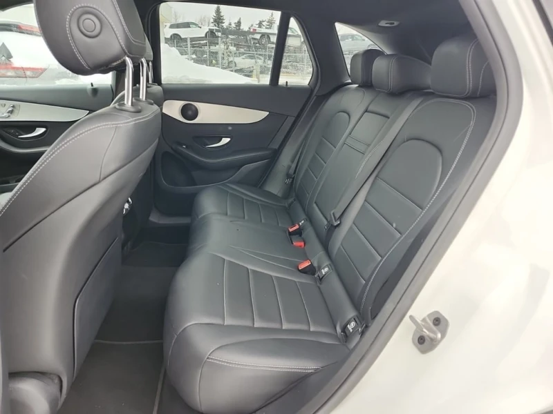 Mercedes-Benz GLC * 300 * CARFAX * ЦЕНА ДО БГ, снимка 13 - Автомобили и джипове - 53286868