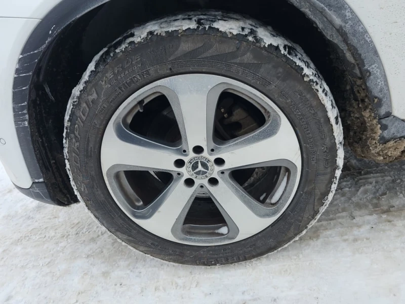 Mercedes-Benz GLC * 300 * CARFAX * ЦЕНА ДО БГ, снимка 5 - Автомобили и джипове - 53286868