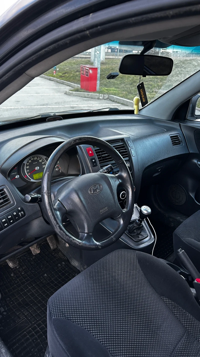 Hyundai Tucson, снимка 8 - Автомобили и джипове - 53408434