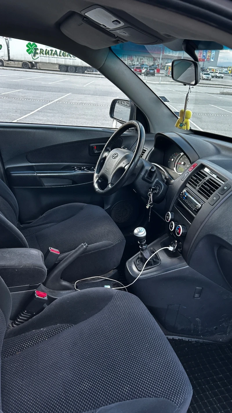 Hyundai Tucson, снимка 16 - Автомобили и джипове - 53408434