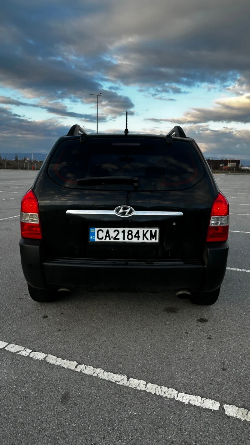 Hyundai Tucson, снимка 4 - Автомобили и джипове - 53408434