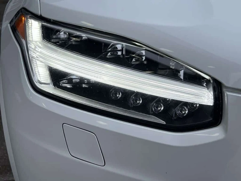 Volvo Xc90 * Momentum | 2 SETS OF TIRES/RIMS | 7 PASSENGER * , снимка 8 - Автомобили и джипове - 53563908