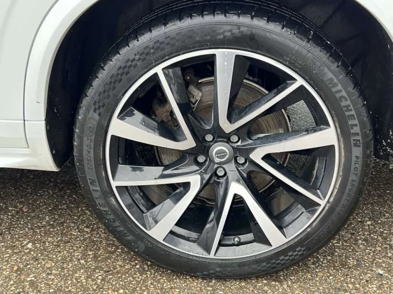 Volvo Xc90 * Momentum | 2 SETS OF TIRES/RIMS | 7 PASSENGER * , снимка 11 - Автомобили и джипове - 53563908