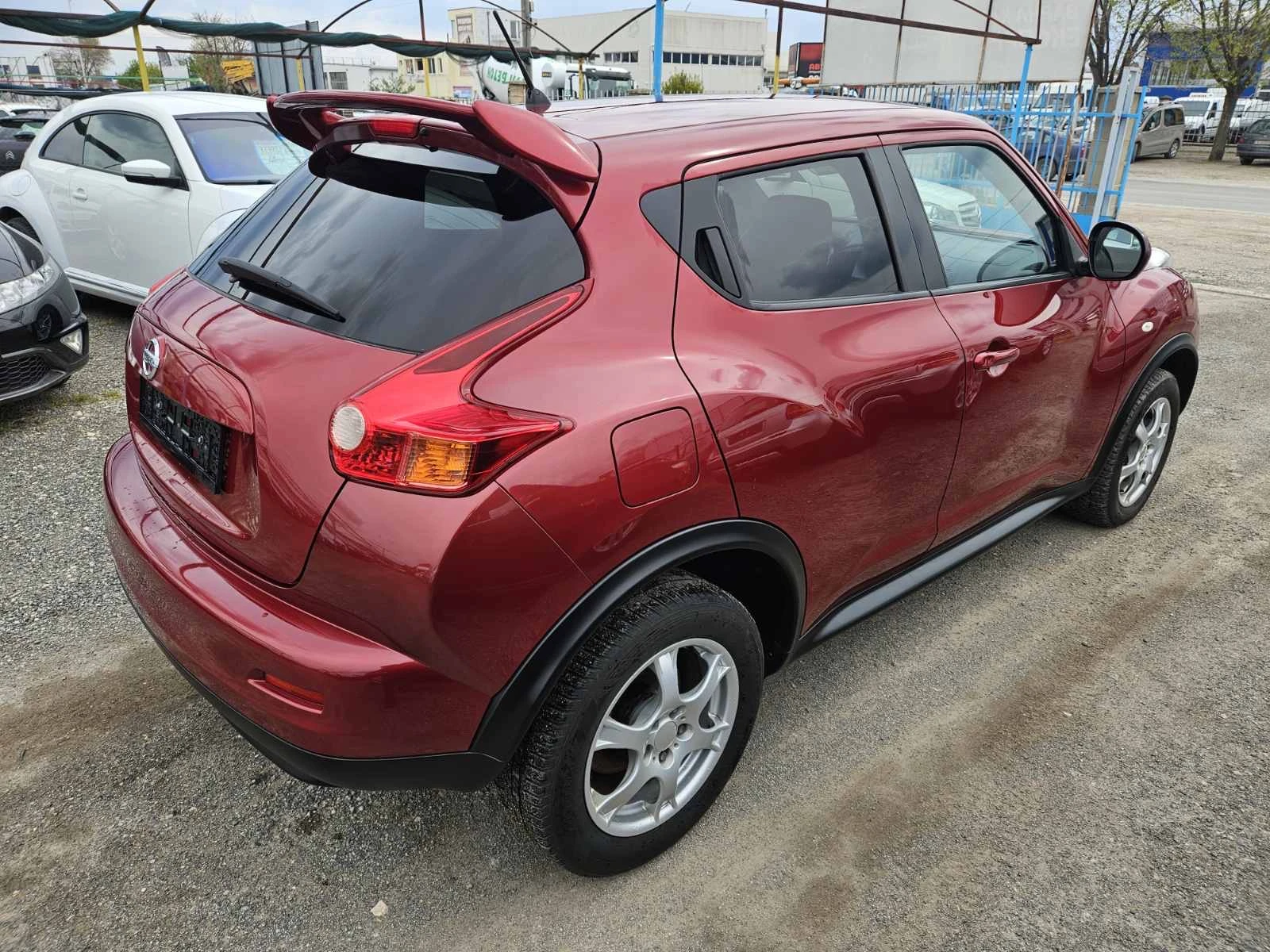 Nissan Juke 1.6I - изображение 5