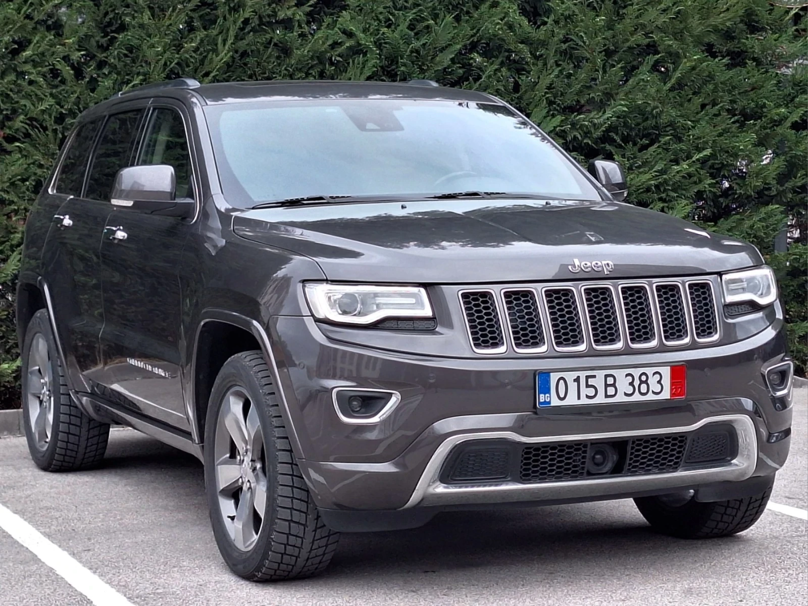 Jeep Grand cherokee FACELIFT* OVERLAND* 3.0CRD* ПЪЛНА СЕРВИЗНА ИСТОРИЯ - изображение 2