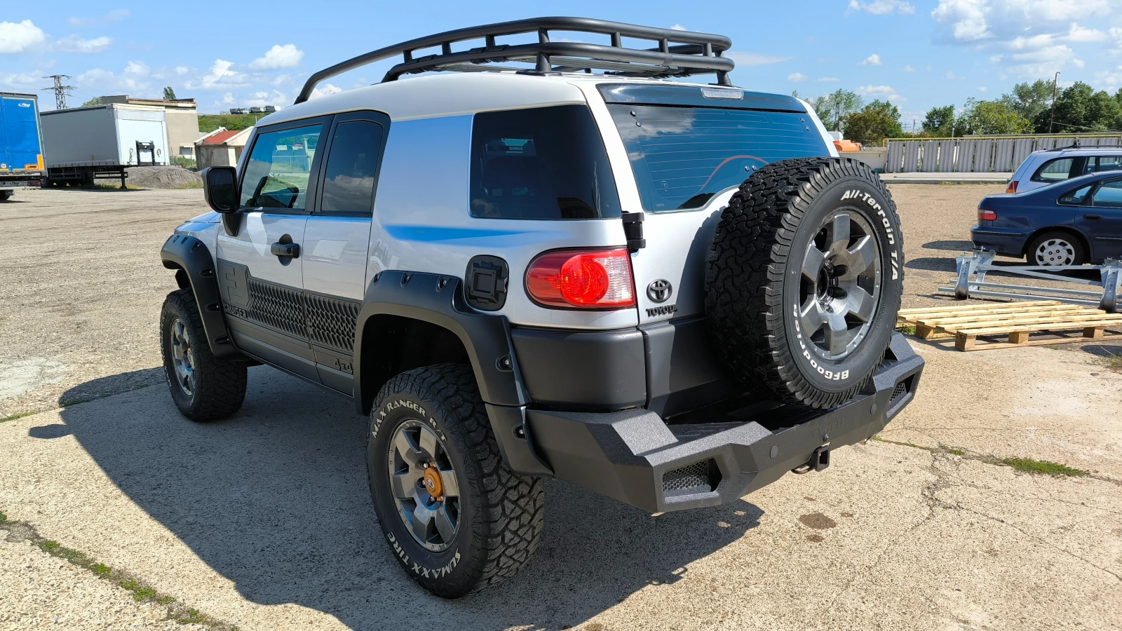 Toyota Fj cruiser 4.0 VVTI 4x4 - изображение 5