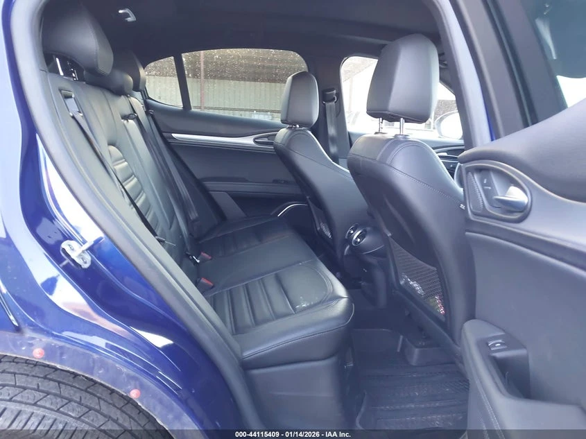 Alfa Romeo Stelvio Ti Sport Awd, снимка 8 - Автомобили и джипове - 53715680