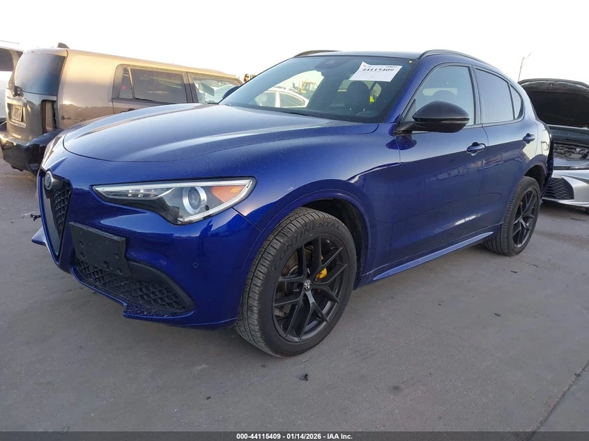 Alfa Romeo Stelvio Ti Sport Awd, снимка 2 - Автомобили и джипове - 53715680