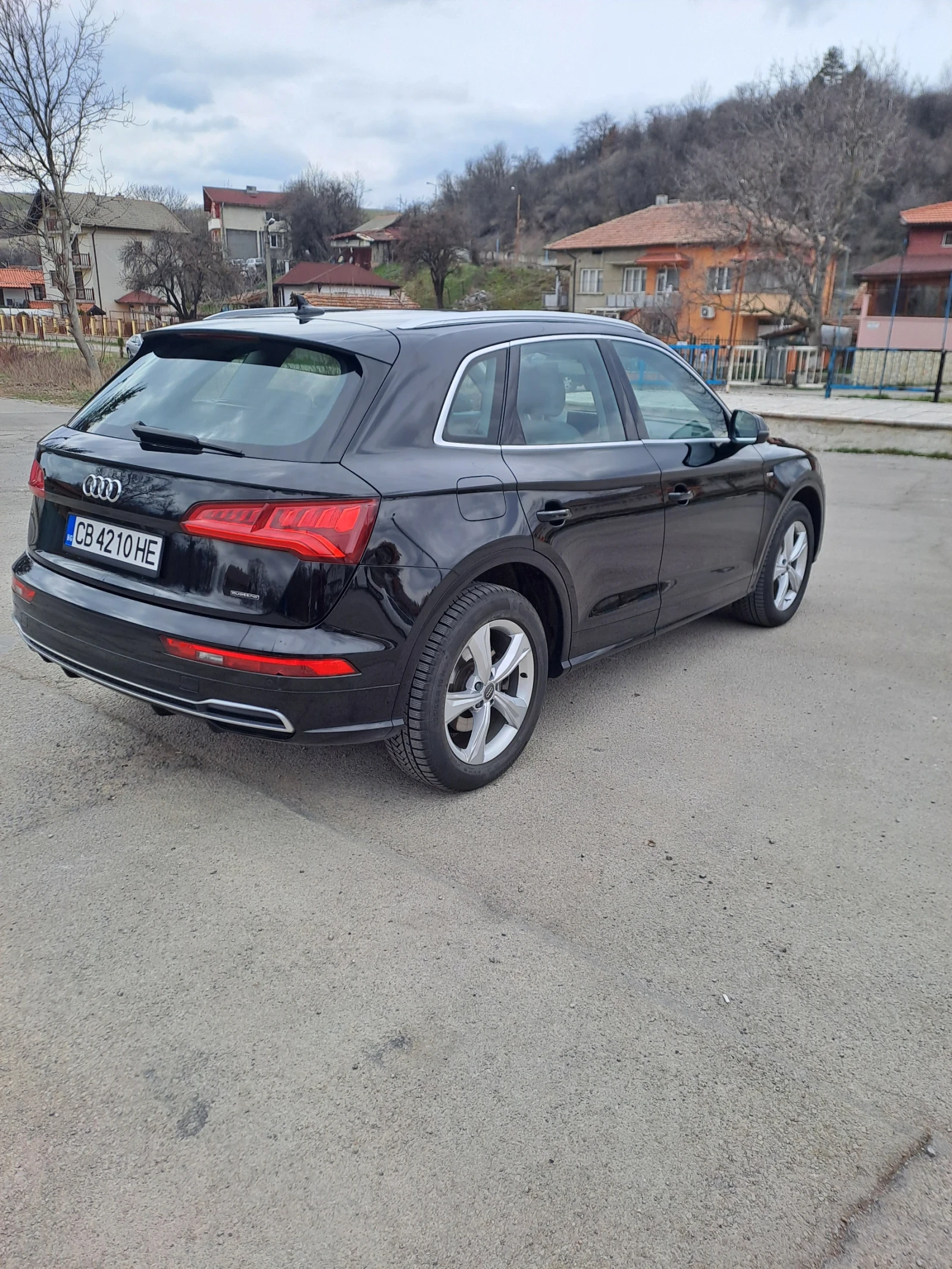 Audi Q5 50 TFSI PLUG IN HYBRID  QUATTRO , снимка 3 - Автомобили и джипове - 53927585