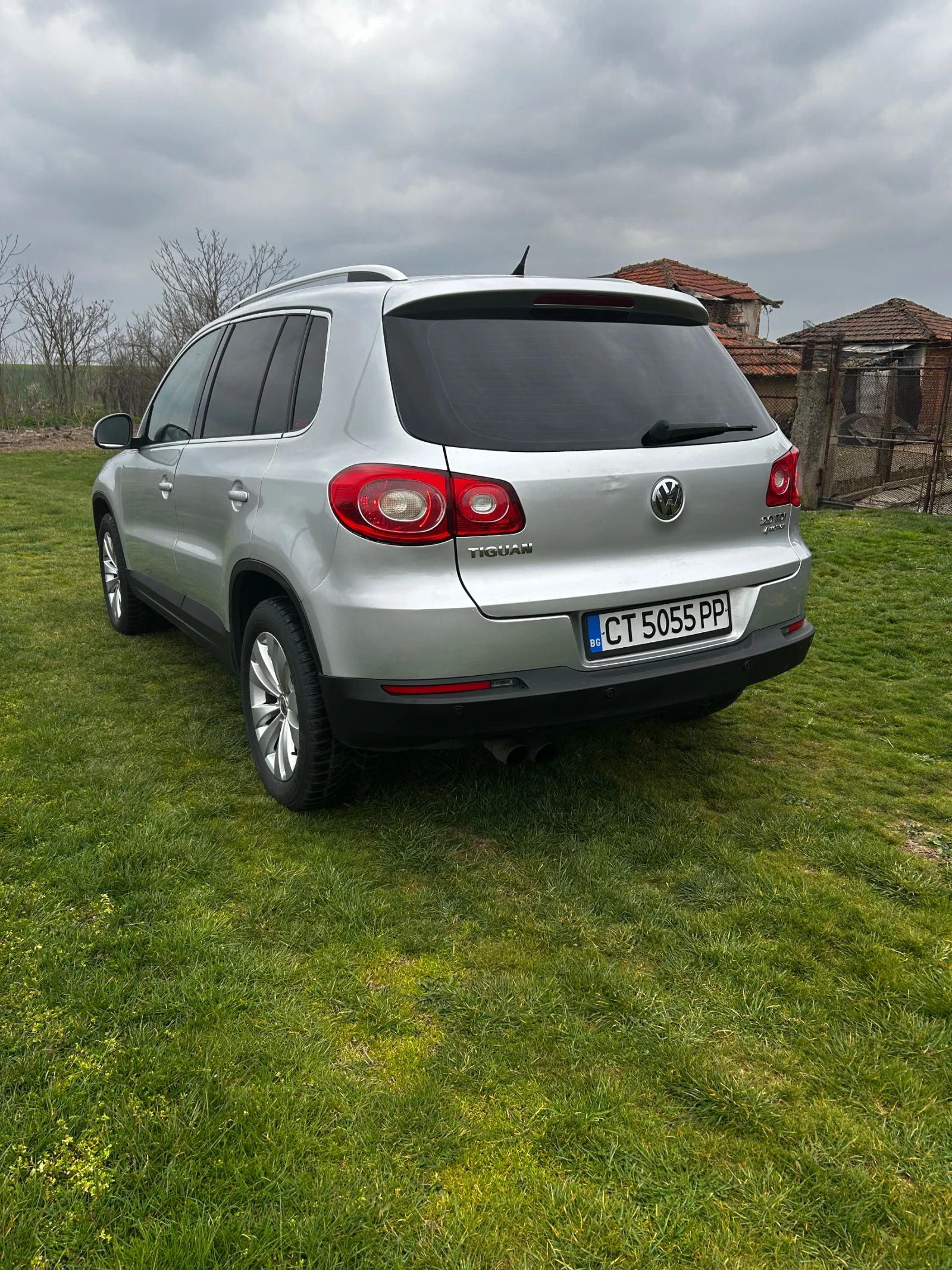VW Tiguan, снимка 5 - Автомобили и джипове - 53939403