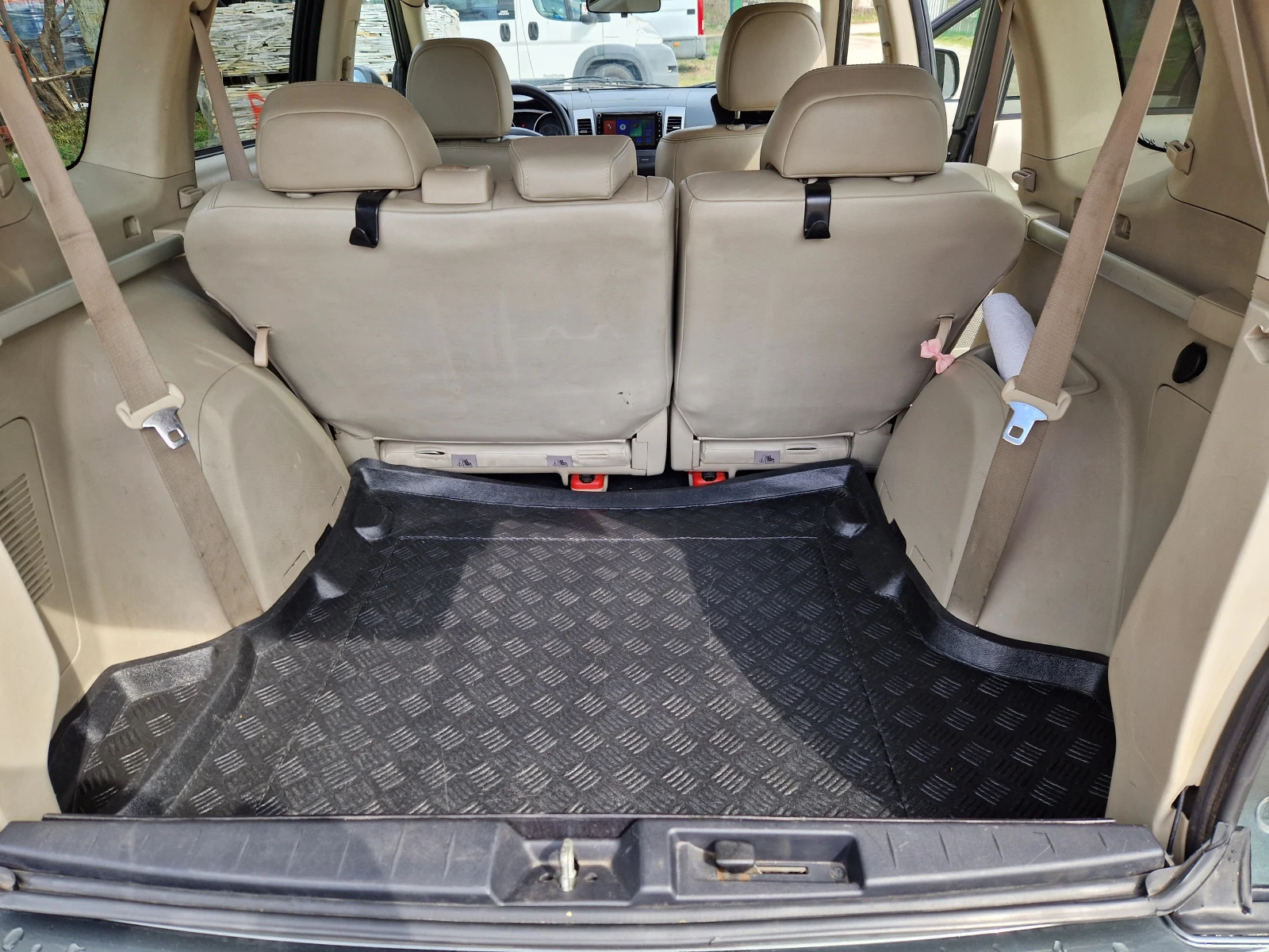 Peugeot 4007 2.2HDI, снимка 12 - Автомобили и джипове - 53990145