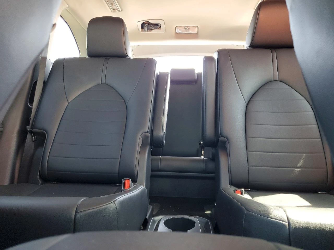 Toyota Highlander 2.5l Hybrid Xle, снимка 10 - Автомобили и джипове - 54883682