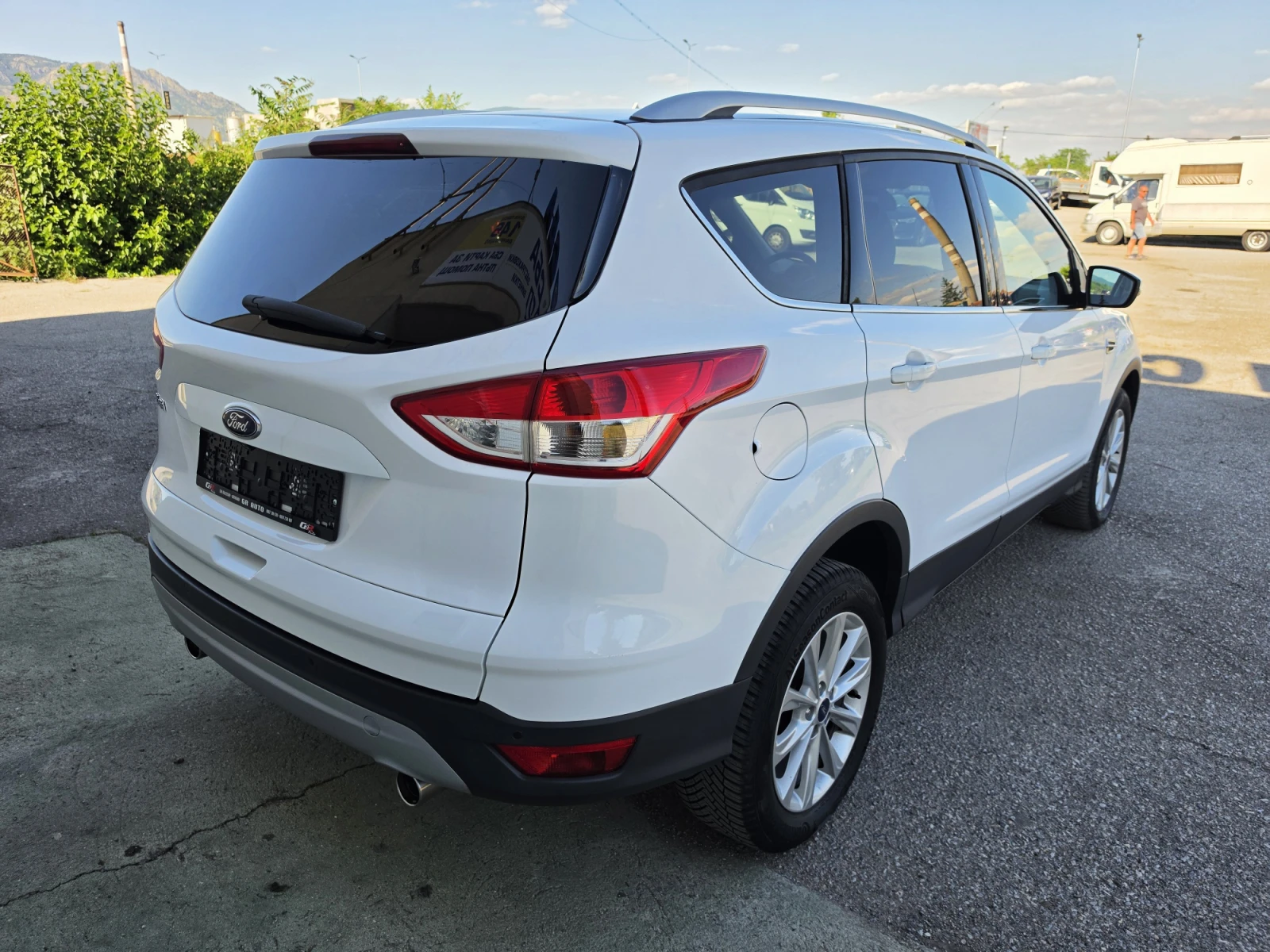 Ford Kuga 2.0 4x4 150к.с. TITANIUM, снимка 7 - Автомобили и джипове - 55006011