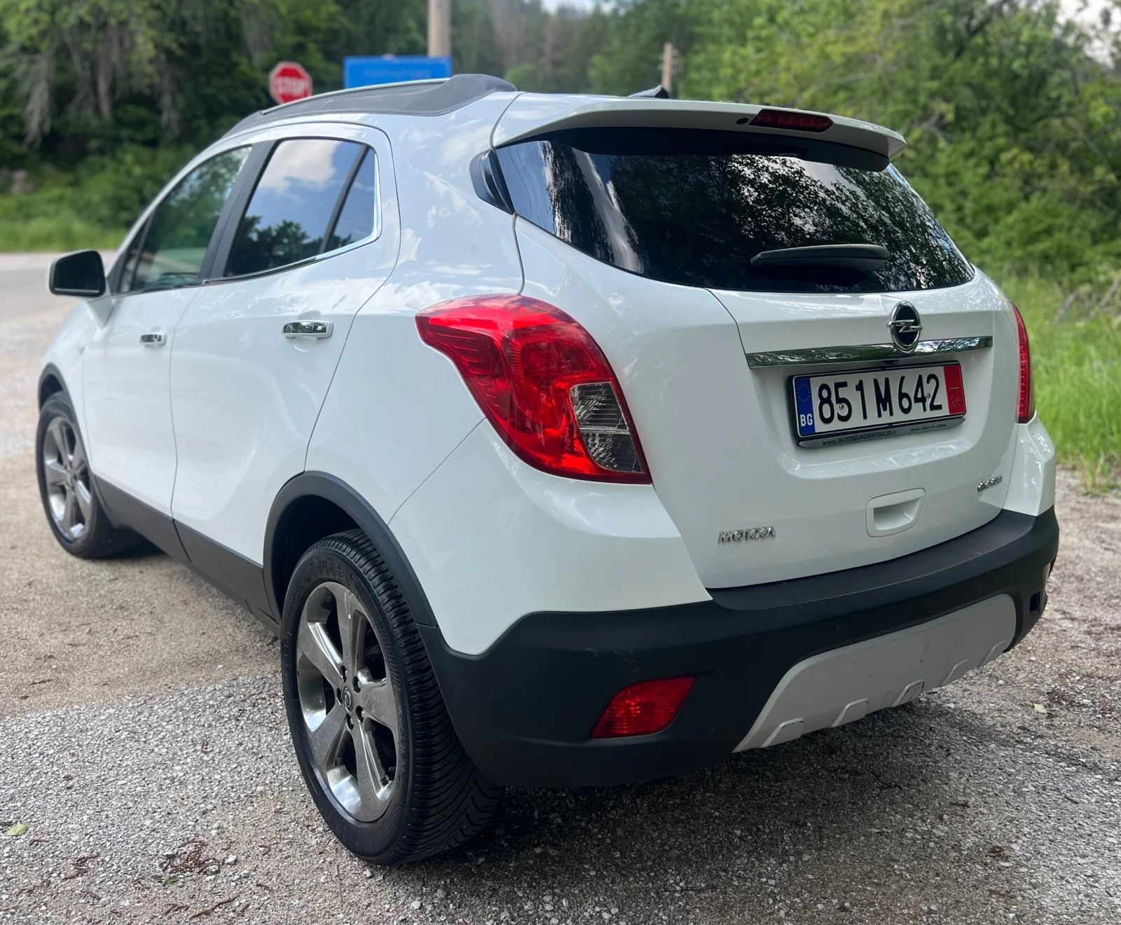 Opel Mokka 1.7CDTI, снимка 4 - Автомобили и джипове - 55237249
