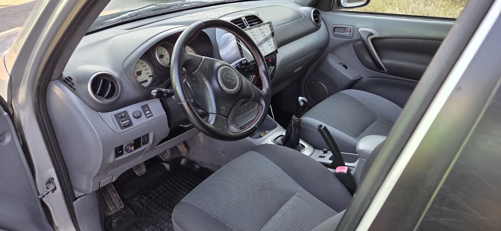 Toyota Rav4 2, снимка 11 - Автомобили и джипове - 55376269