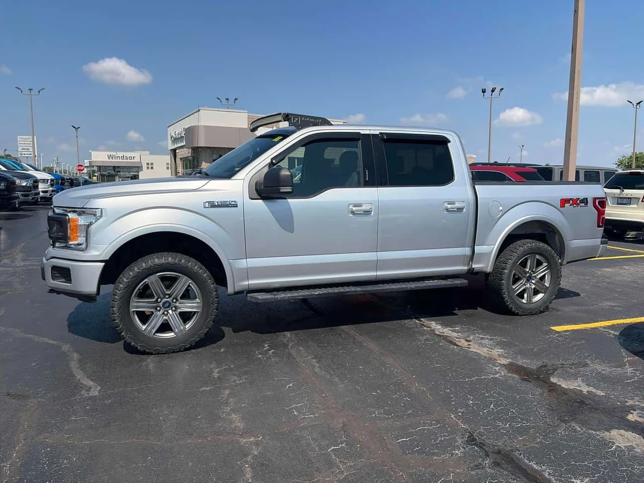Ford F150 * 4WD SuperCrew Box * CARFAX * ОПЦИЯ ЗА ФИНАНСИРАН, снимка 3 - Автомобили и джипове - 55455555