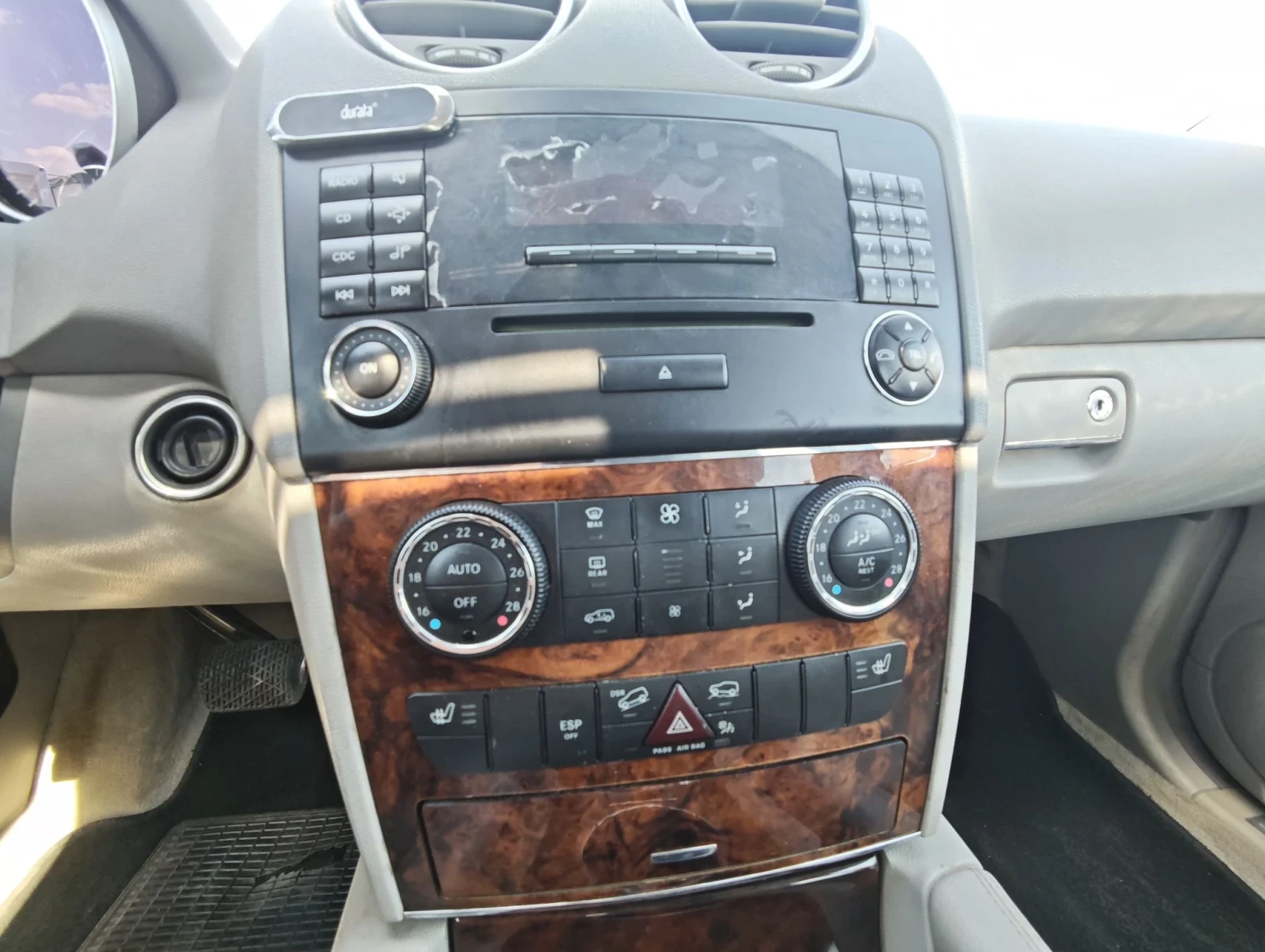 Mercedes-Benz ML 320 3.2CDI, снимка 11 - Автомобили и джипове - 55562770