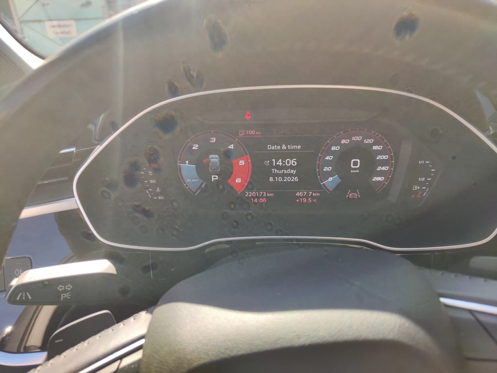 Audi Q3 2.0 D , снимка 13 - Автомобили и джипове - 56413914