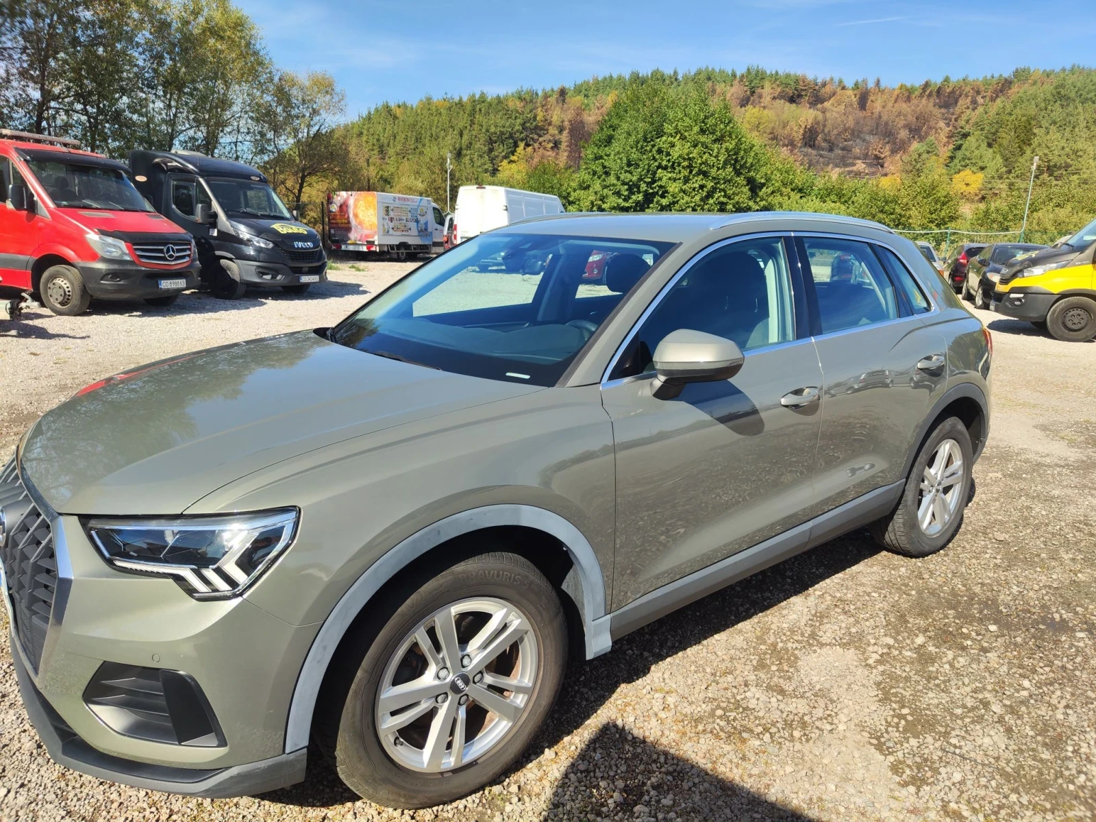 Audi Q3 2.0 D , снимка 3 - Автомобили и джипове - 56413914