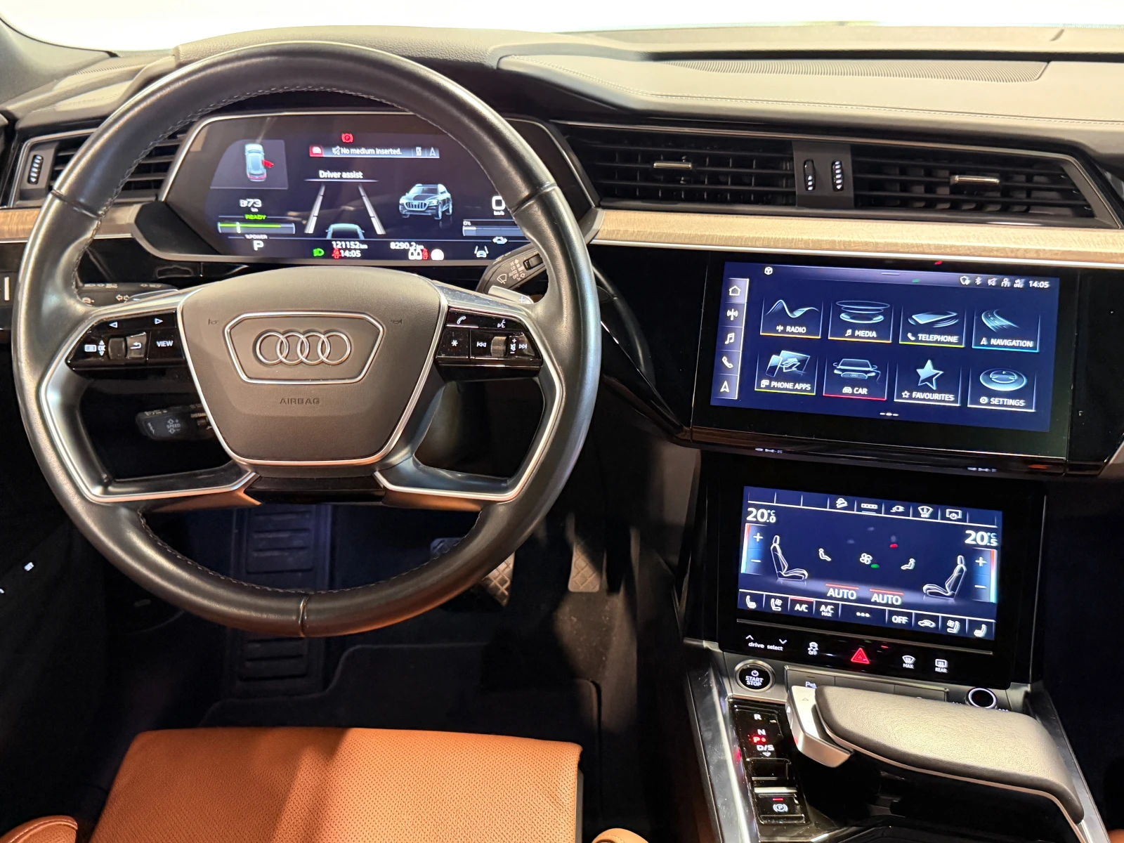 Audi Q8 etron 55 quattro Pano Cam Leather LED Navi 95% SoH | Mobile.bg � ����������� 7