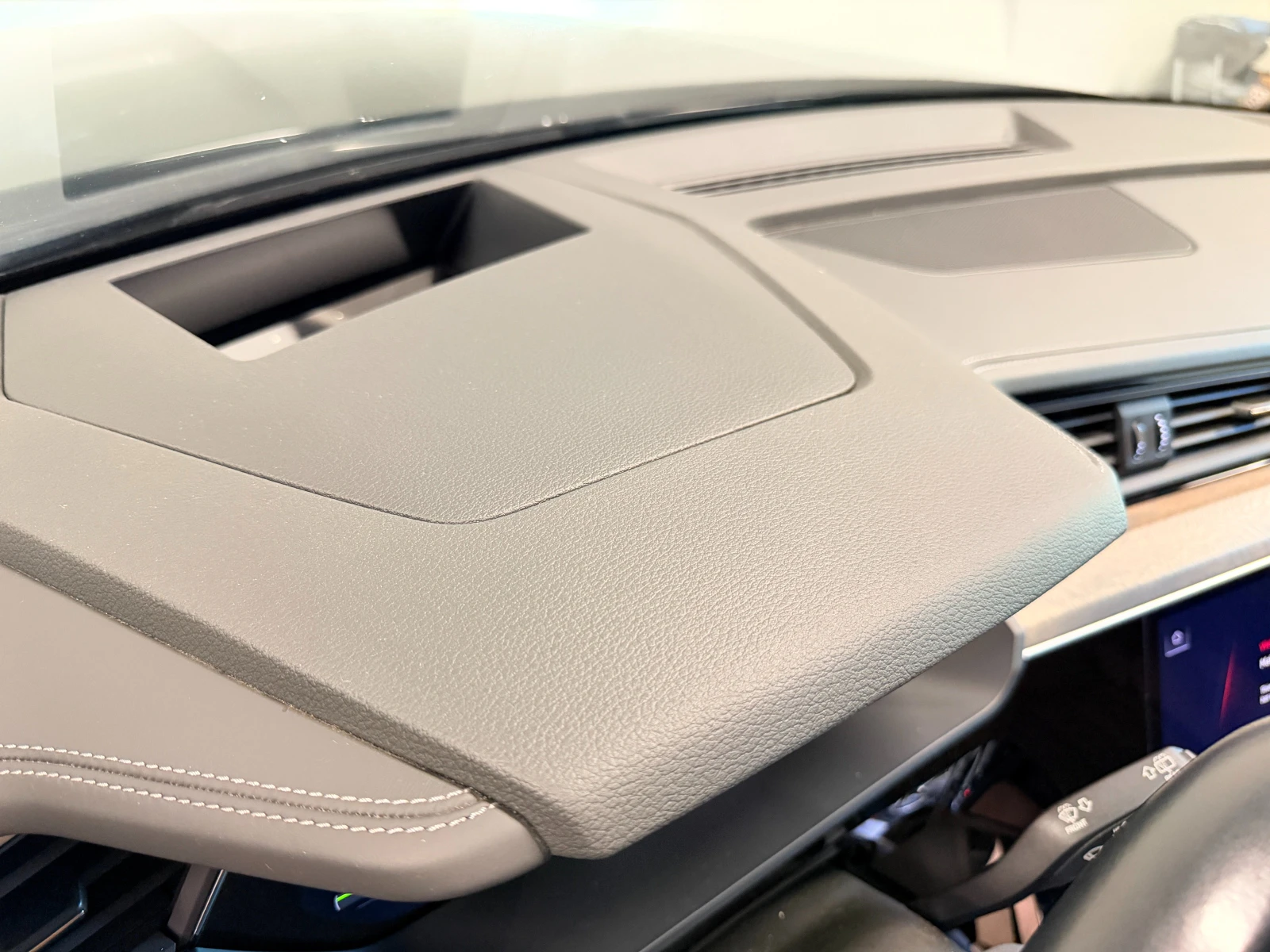 Audi Q8 etron 55 quattro Pano Cam Leather LED Navi 95% SoH | Mobile.bg � ����������� 9