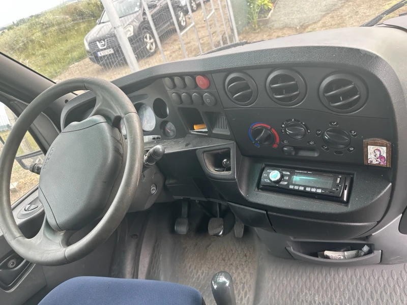Iveco Daily, снимка 5 - Бусове и автобуси - 52670712