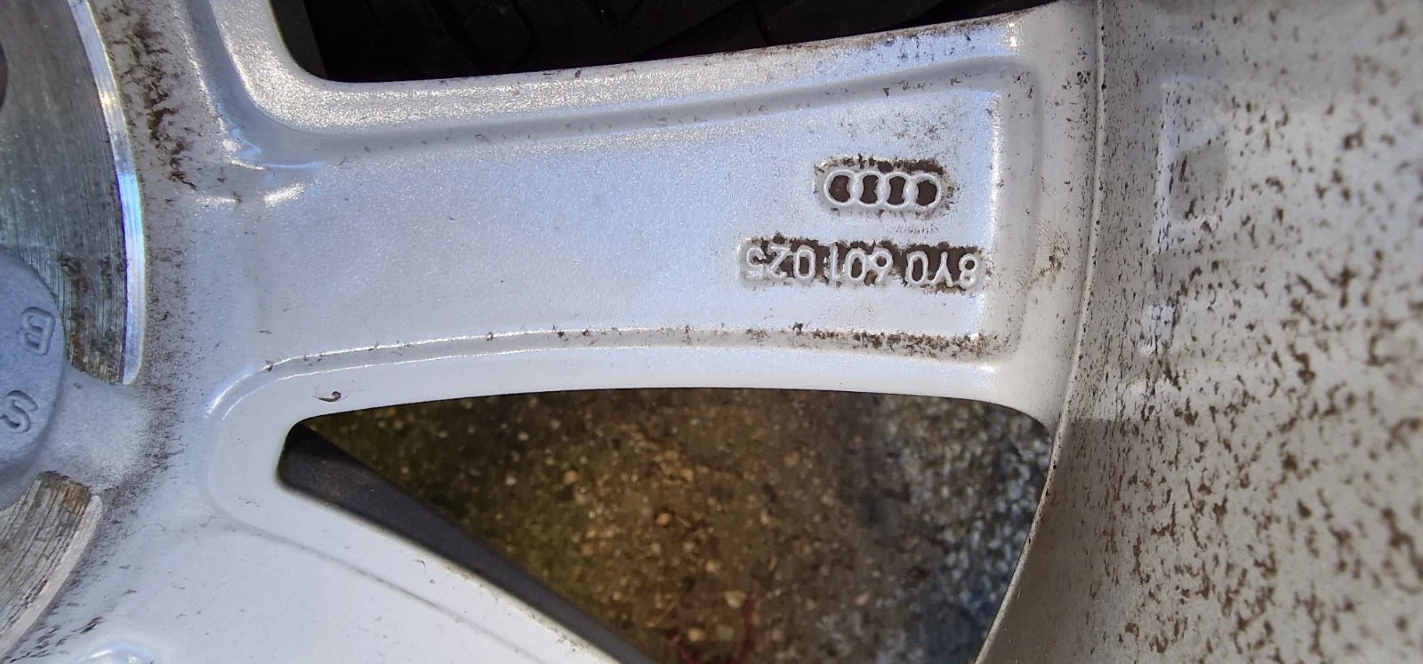 Гуми с джанти Pirelli 205/55R16, снимка 6 - Гуми и джанти - 53844294