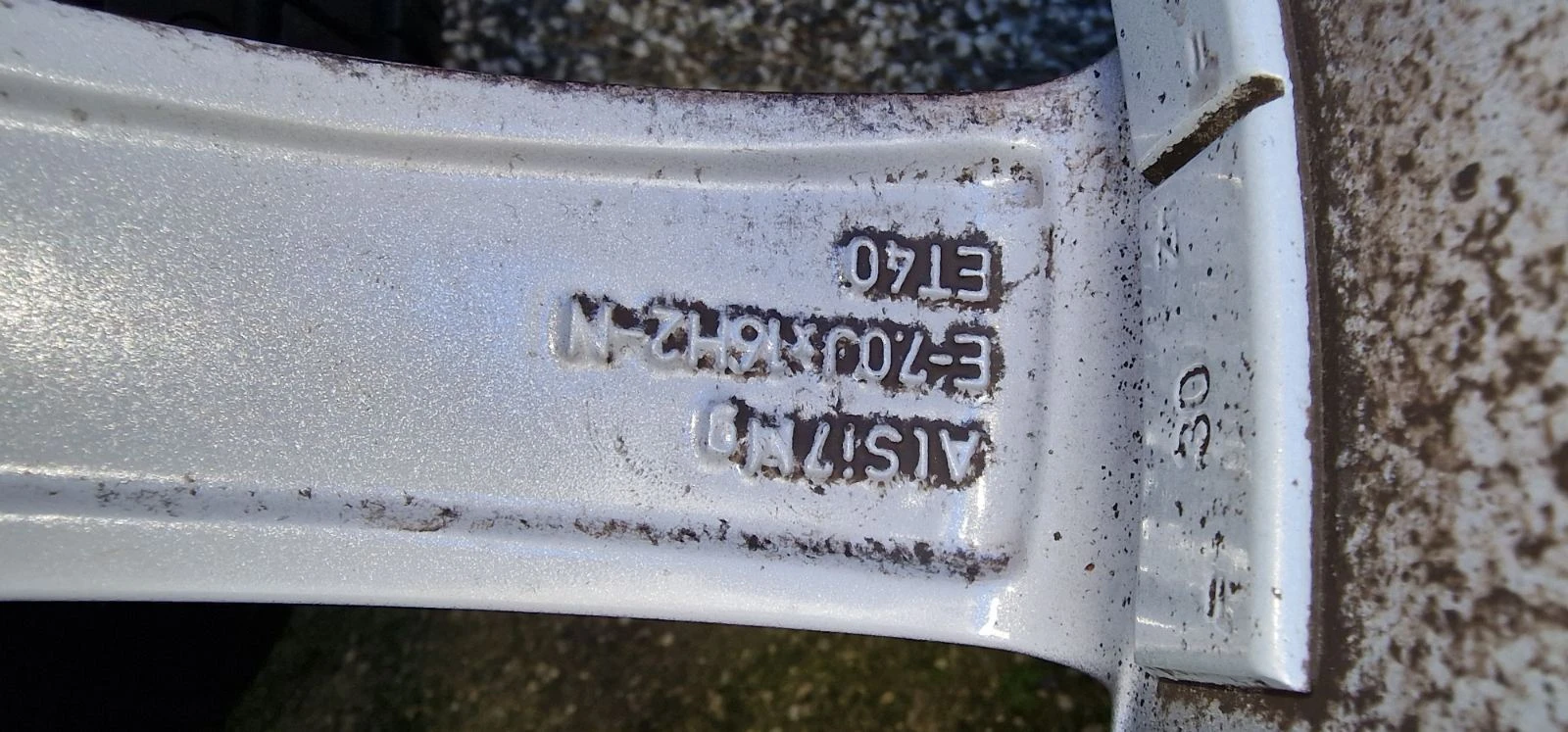 Гуми с джанти Pirelli 205/55R16, снимка 5 - Гуми и джанти - 53844294