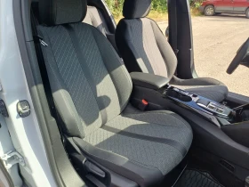 Peugeot 2008 1.2 HYBRID ALLURE, снимка 15