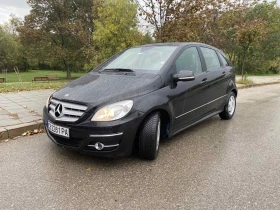 Mercedes-Benz B 180, снимка 1