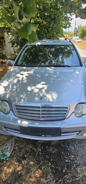  Mercedes-Benz 220