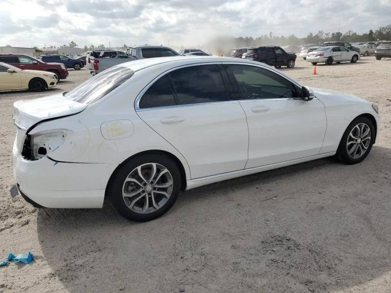 Mercedes-Benz C 300, снимка 4 - Автомобили и джипове - 48726125