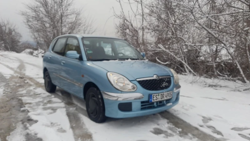 Daihatsu Sirion 1, 0 АВТОМАТ, снимка 11 - Автомобили и джипове - 49193747