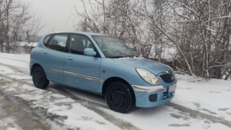 Daihatsu Sirion 1, 0 АВТОМАТ, снимка 12 - Автомобили и джипове - 49193747