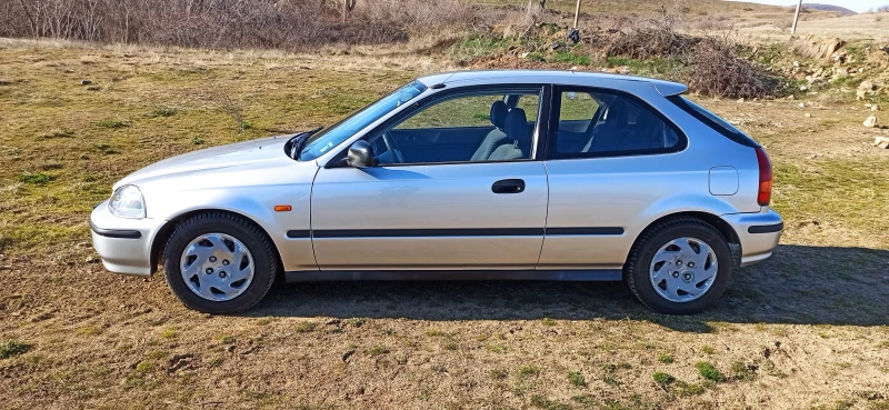 Honda Civic, снимка 2 - Автомобили и джипове - 49515709