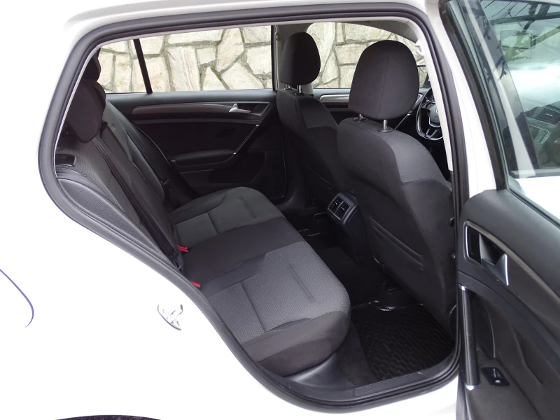 VW Golf  KLIMA EURO 5, снимка 14 - Автомобили и джипове - 49693865