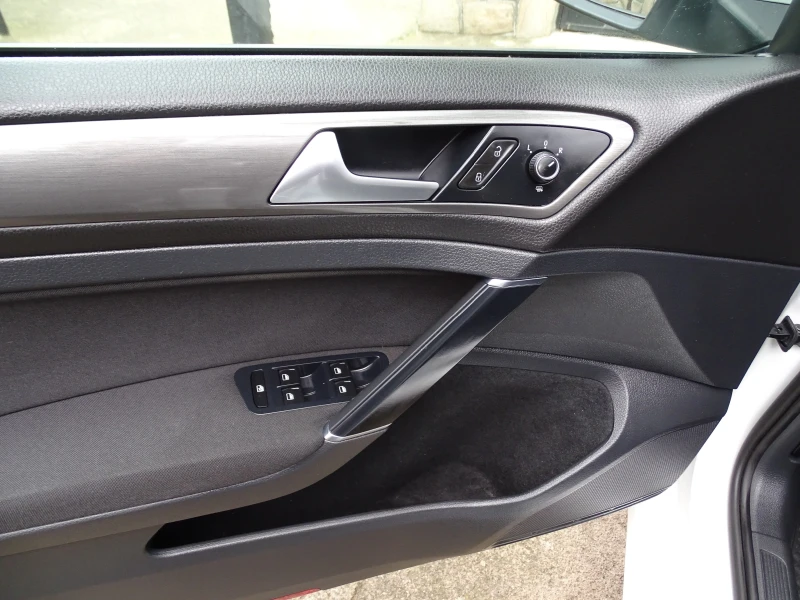 VW Golf  KLIMA EURO 5, снимка 9 - Автомобили и джипове - 49693865