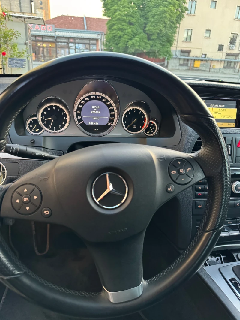 Mercedes-Benz E 250 Швейцария, снимка 10 - Автомобили и джипове - 52367541