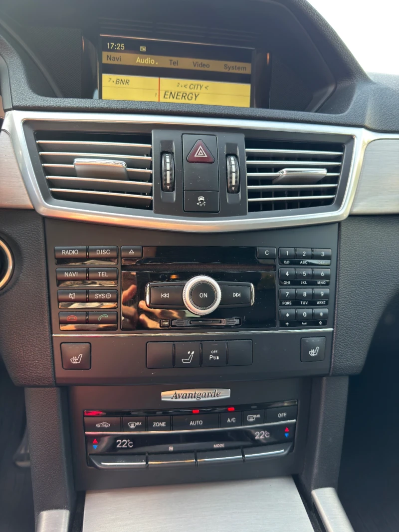 Mercedes-Benz E 350 Bluetec, снимка 9 - Автомобили и джипове - 51155872