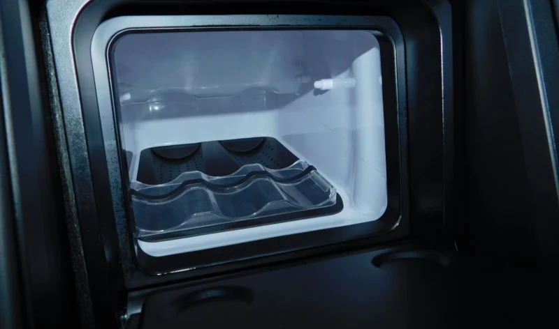 Mercedes-Benz S 63 AMG E-PERF./791HP/PANO/DISTR/360/BURM/FRIDGE/ACC/827f, снимка 15 - Автомобили и джипове - 52037794