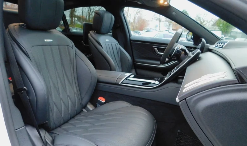 Mercedes-Benz S 63 AMG E-PERF./791HP/PANO/DISTR/360/BURM/FRIDGE/ACC/827f, снимка 11 - Автомобили и джипове - 52037794