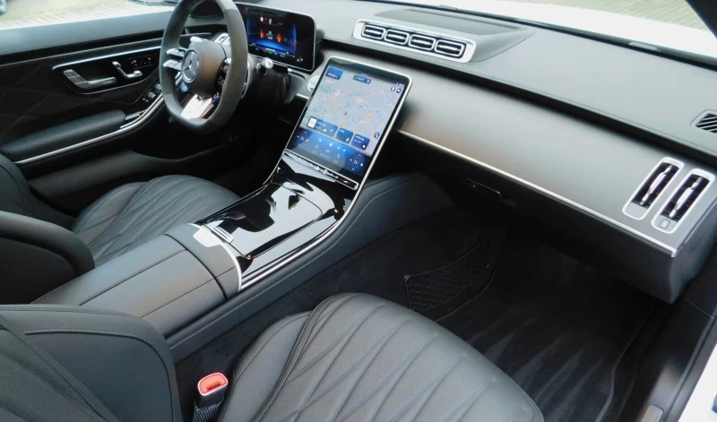 Mercedes-Benz S 63 AMG E-PERF./791HP/PANO/DISTR/360/BURM/FRIDGE/ACC/827f, снимка 10 - Автомобили и джипове - 52037794