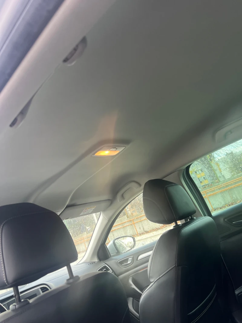 Renault Megane, снимка 9 - Автомобили и джипове - 52818566