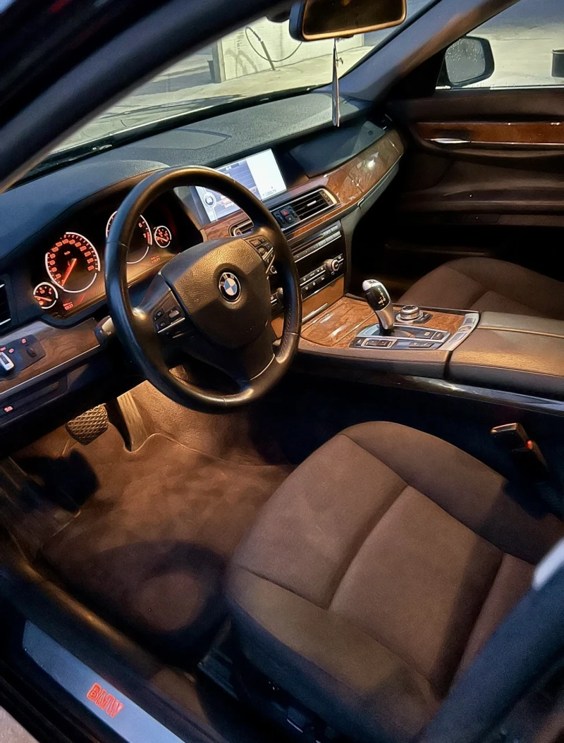 BMW 740 3.0, снимка 10 - Автомобили и джипове - 53282479
