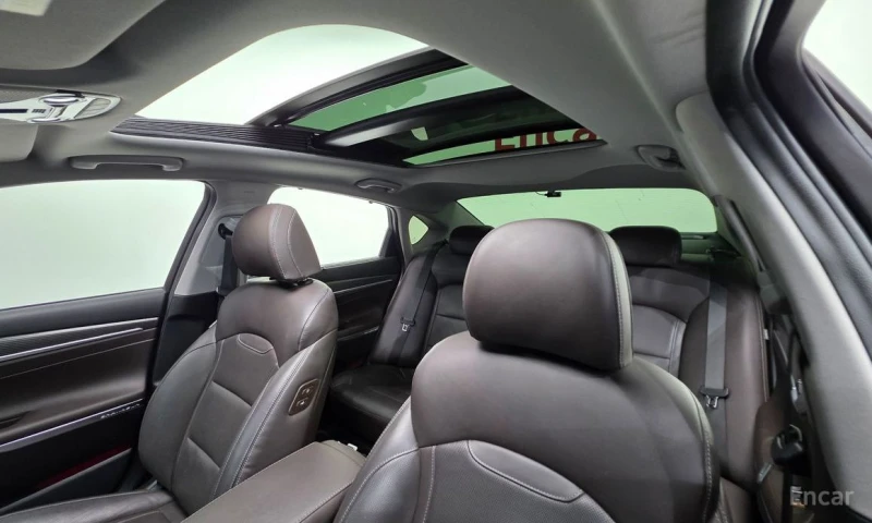 Hyundai Grandeur, снимка 12 - Автомобили и джипове - 53371123