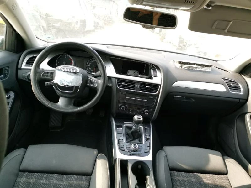 Audi A4 2.0tdi CAG, снимка 4 - Автомобили и джипове - 19175533